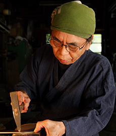 伊野　信平